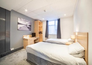 Snooze Hotel Corby