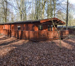 Lodge Kenwick Woods 