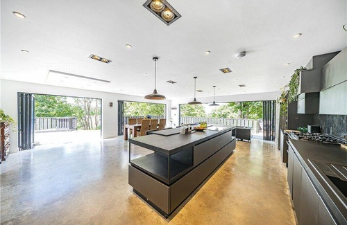 Belvedere House | 545 m² House ∙ 5 bedrooms ∙ 12 guests