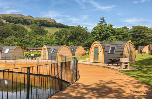 Saddleworth Cottage | 0 bedroom accommodation in Greenfield