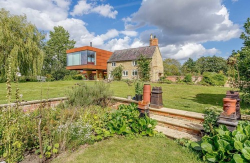 Bedford Cottage | 1 Bed in Bedford (oc-79095)