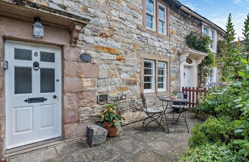 Ashford-in-the-Water Cottage | 1 Bed in Ashford In The Water (oc-pk249)