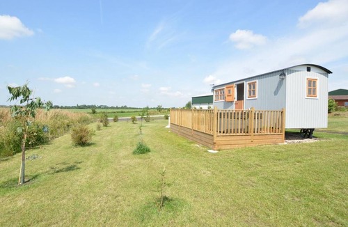 Holton Le Clay Cottage | 1 Bed in Market Rasen (oc-83847)