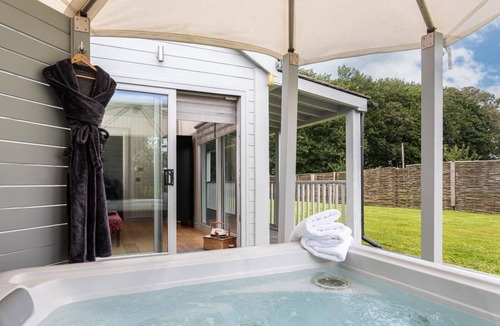 Fourstones Near Bentham Ski Chalet | 1 Bed in Tunstall (oc-p30379)