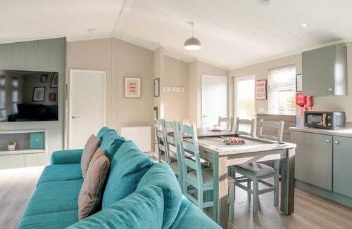Raywell Ski Chalet | 1 bedroom accommodation in Raywell, Beverley