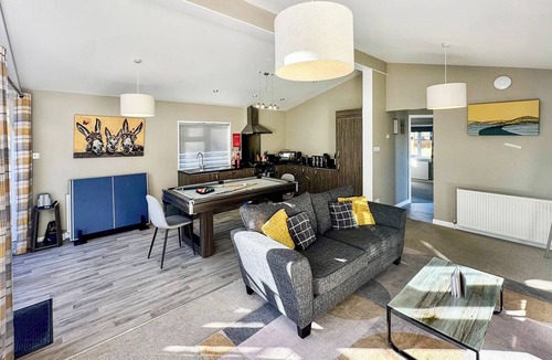 Raywell Ski Chalet | 1 bedroom accommodation in Raywell, Beverley