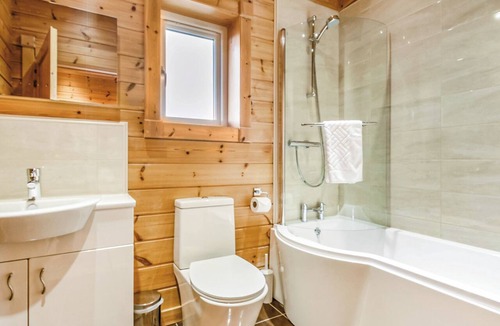 Withernsea Ski Chalet | 1 bedroom accommodation in Withernsea