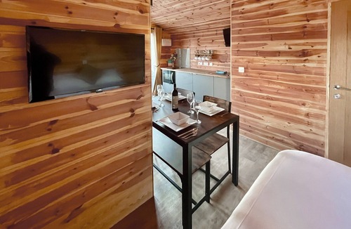 Boston Cottage | 1 bedroom accommodation in Old Leake