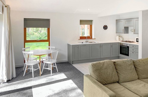 Ancaster Ski Chalet | 1 bedroom accommodation in Ancaster
