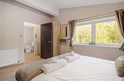 Laceby Ski Chalet | 1 bedroom accommodation in Laceby
