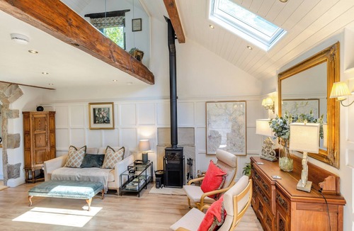 Litton Cottage | 1 bedroom accommodation in Wheston, near Tideswell