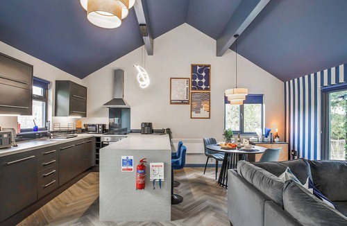 Selby Ski Chalet | 1 bedroom accommodation in South Duffield, Nr York