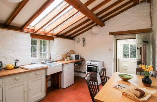 Bishops Castle Cottage | 1 HETFIELD COTTAGES, pet friendly in Bishop's Castle