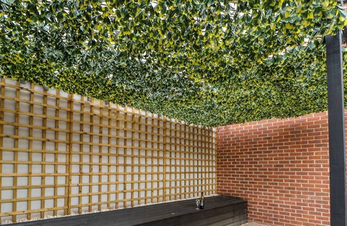 Wakefield Apartment | 10, ST JOHN'S NORTH APARTMENTS, romantic, with a garden in Wakefield