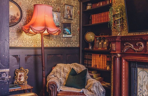 York House | 101 House At The End. Witchcraft & Wizardry House in York