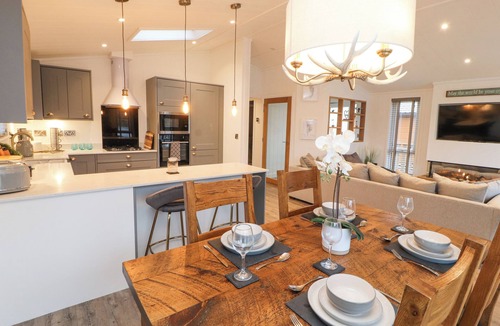 Yealand Conyers Cottage | 12A LAKE ESCAPE, pet friendly, with a garden in Carnforth