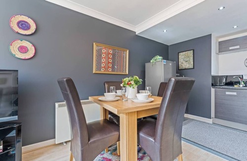 Bordesley Apartment | #168 Modern Stay Near Digbeth & City-Sleeps 3