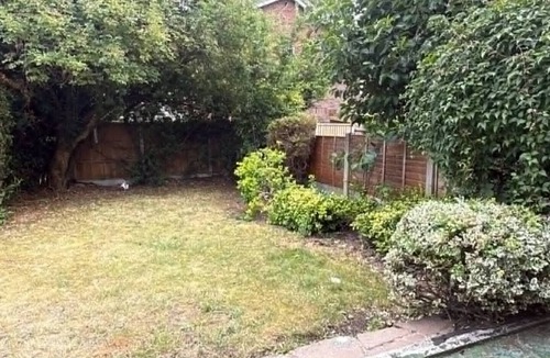 Sutton Coldfield House | #173 Tranquil Streetly Home w/Parking - Sleeps 5