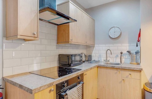 Hartlepool Apartment | 1BR Apartment | 2 Mins to Station | By Stay With Us