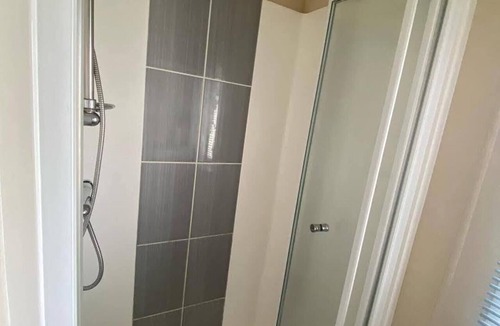 Skegness Cabin | 2-bed Caravan - Sleeps 6 - Family & Pet Friendly