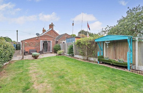 Sandilands House | 2 Bed in Mablethorpe (oc-74809)