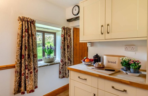 Harrop Fold Cottage | 2 Bed in Clitheroe (oc-la156)