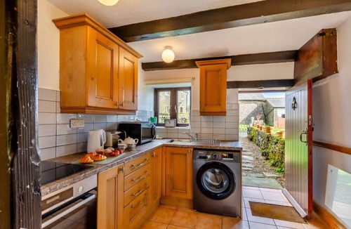 Harrop Fold Cottage | 2 Bed in Clitheroe (oc-la156)