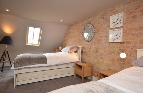 Alford Cottage | 2 Bed in Alford (oc-42581)