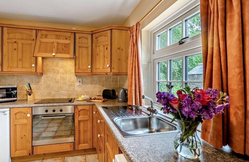 Alford Cottage | 2 Bed in Alford (oc-92252)