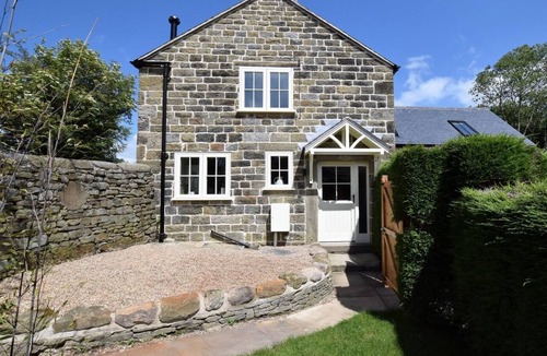 Beeley Cottage | 2 Bed in Chesterfield (oc-49757)