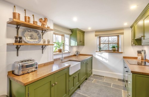 Sutton-in-Craven Cottage | 2 Bed in Cowling (oc-l30774)