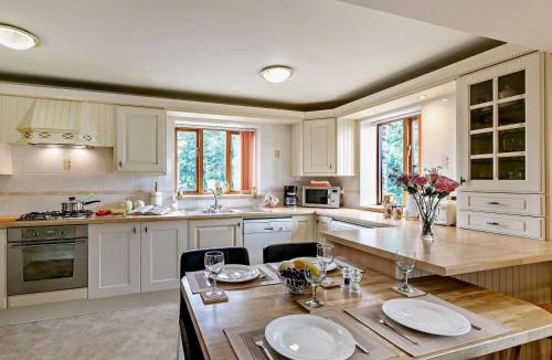 Barlow House | 2 Bed in Dronfield oc-pk612