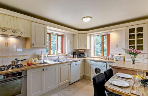 Barlow House | 2 Bed in Dronfield oc-pk612