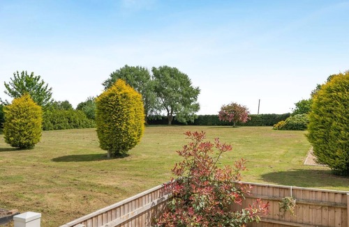 Pointon Cottage | 2 Bed in Gosberton Clough (oc-c42794)