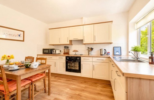 Driffield Cottage | 2 Bed in Gransmoor (oc-w37884)