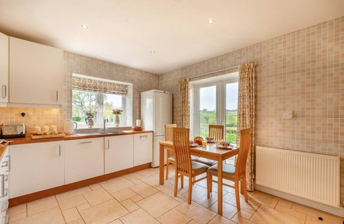 North Rigton House | 2 Bed in Harrogate (oc-hh087)