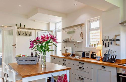 Harrogate House | 2 Bed in Harrogate oc-74981