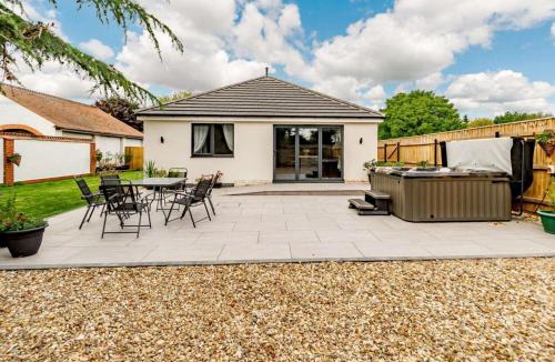 Winestead House | 2 Bed in Hull oc-89596