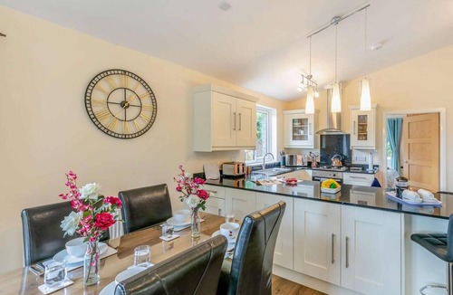 West Heslerton Ski Chalet | 2 Bed in Malton (oc-87936)