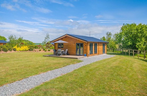 Driffield Ski Chalet | 2 Bed in Nafferton (oc-c31953)