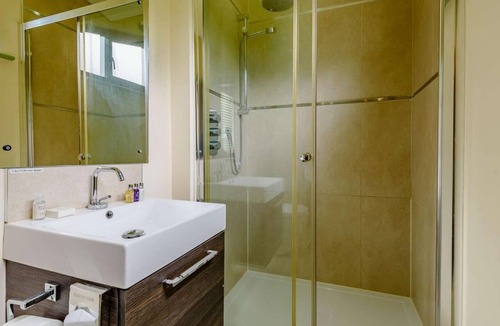 Dukeries Mill Ski Chalet | 2 Bed in Newark (oc-88427)