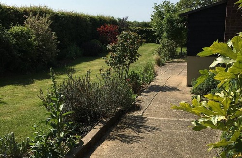 Hindolveston Cottage | 2 Bed in Swanton Novers (oc-2120)