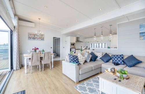 Frognall Ski Chalet | 2 Bed in Tallington (oc-b32208)
