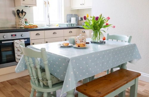 Newby Bridge Cottage | 2 Bed in Ulverston (oc-87621)
