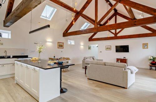 Wakefield House | 2 Bed in Wakefield oc-93235