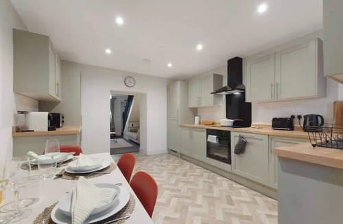 Durham House | 2 Bed Stay Near Durham and Local Attractions