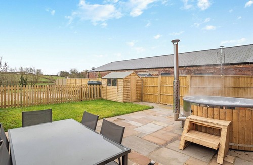 Rugeley Cottage | 2 bedroom accommodation in Abbots Bromley, near Rugeley