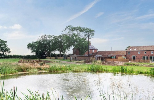 Helsey Cabin | 2 bedroom accommodation in Helsey