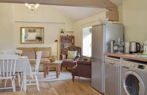 Dobcross Cottage | 2 bedroom accommodation in Mossley