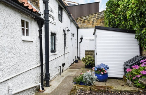 Whitby Cottage | 2 bedroom accommodation in Whitby